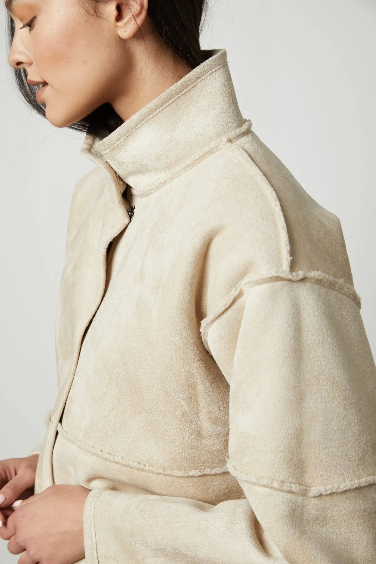 Velvet by Graham & Spencer Albany 03 Luxe Sherpa Reversible Jacket | Ecru