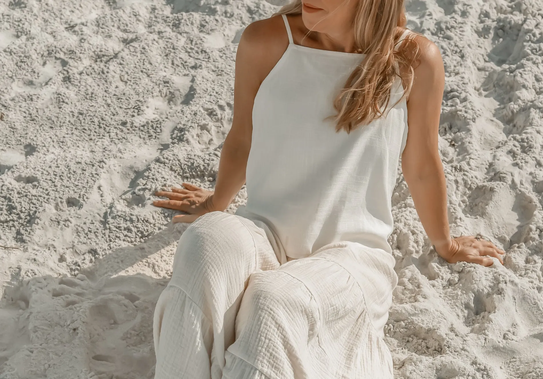 Women's Cassie Top (soft white linen)